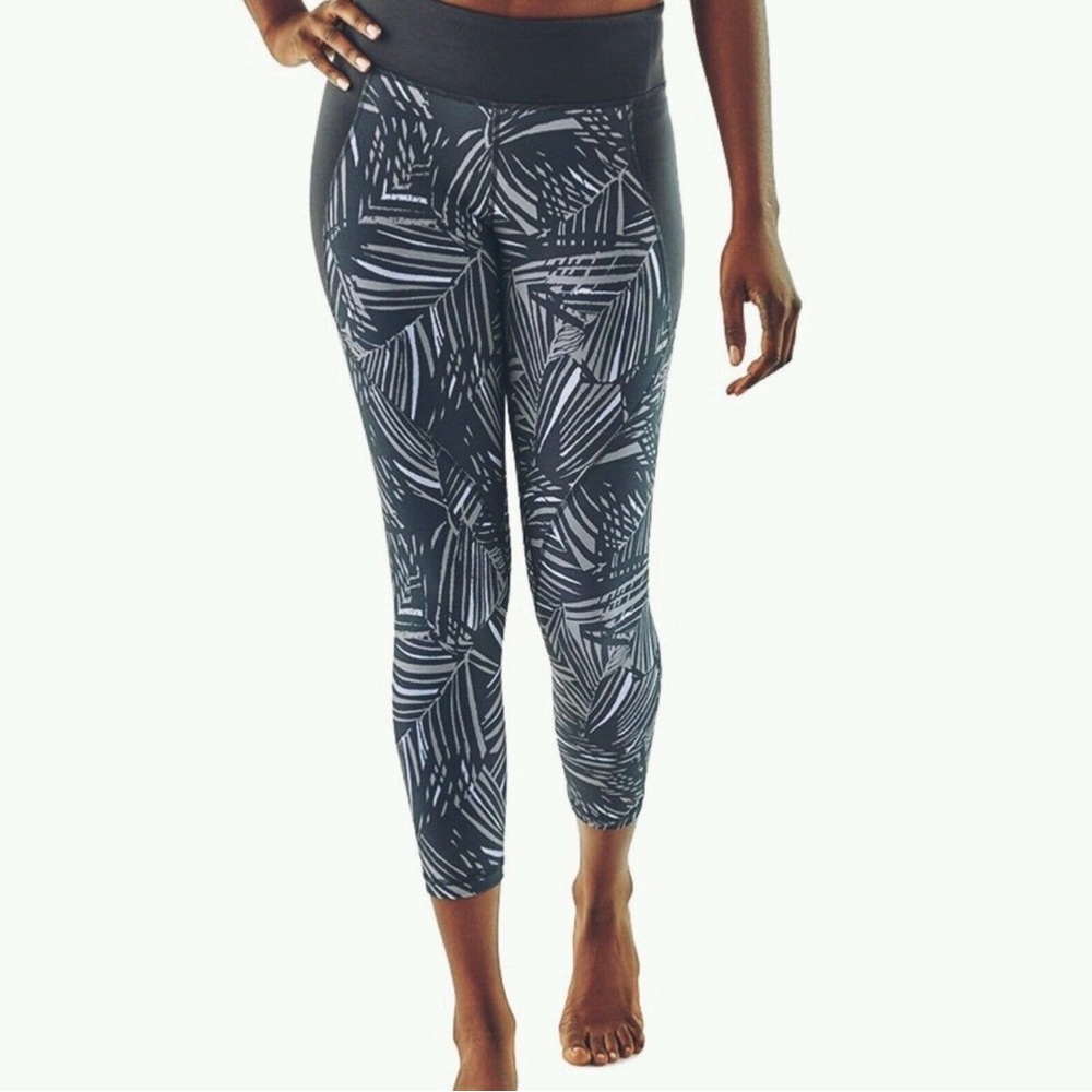 Patagonia Rain Fern Smolder Blue Compression Crop Active Leggings XS X-Small